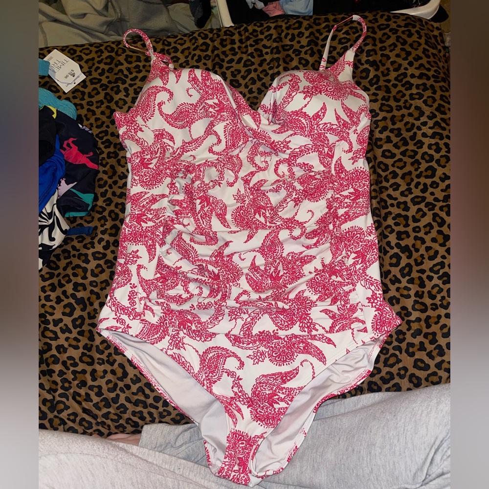 One Piece Pink And White Bathing Suit Gem